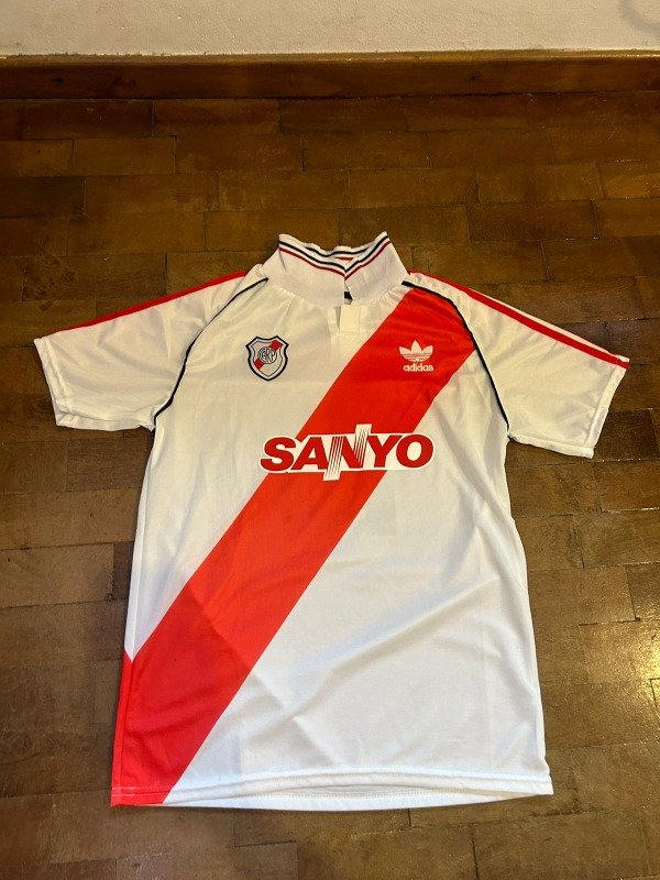 CAMISETA RETRO RIVER SANYO 1994