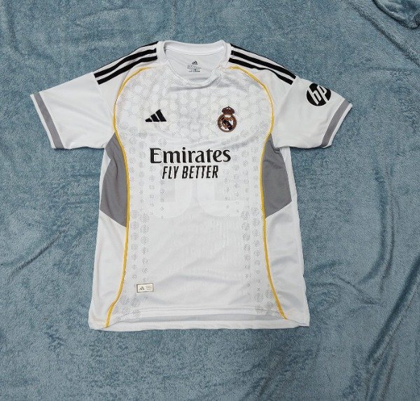 CAMISETA REAL MADRID MASTANTUNO