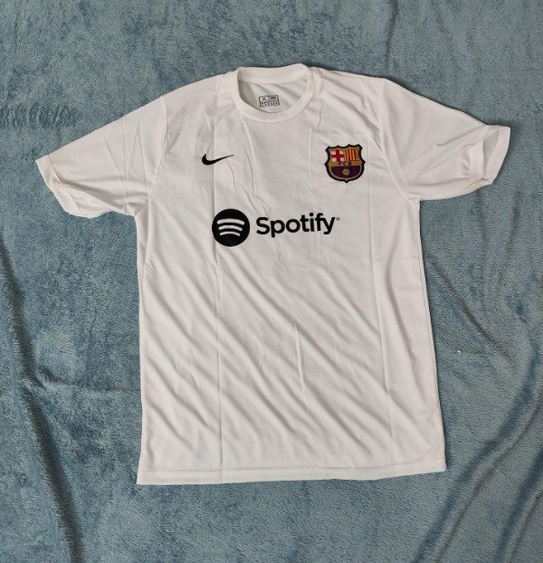 CAMISETA BARCELONA BLANCA GAVI