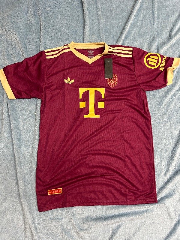 CAMISETA BAYERN BORDO ALTERNATIVA