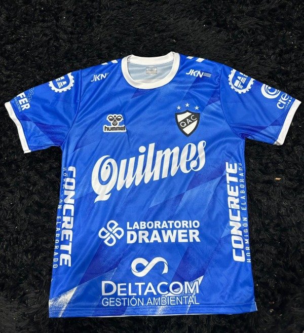 CAMISETA QUILMES AZUL CLARO