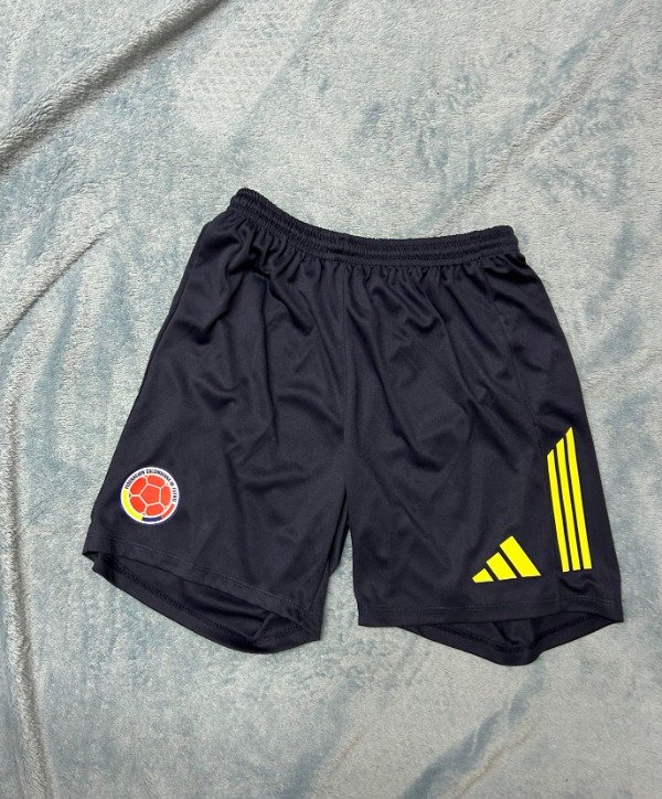 SHORT COLOMBIA