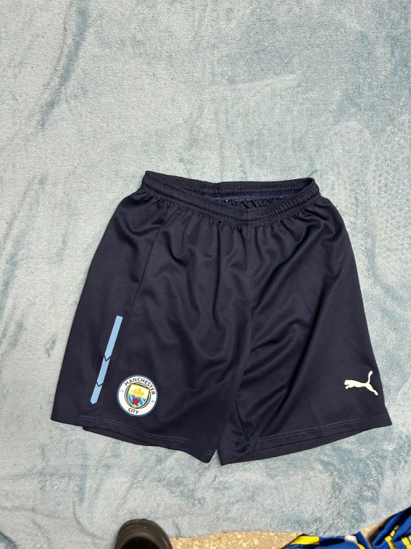 SHORT MANCHESTER CITY