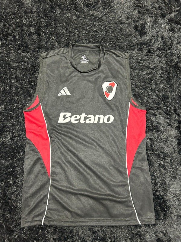 MUSCULOSA NEGRA RIVER 2026