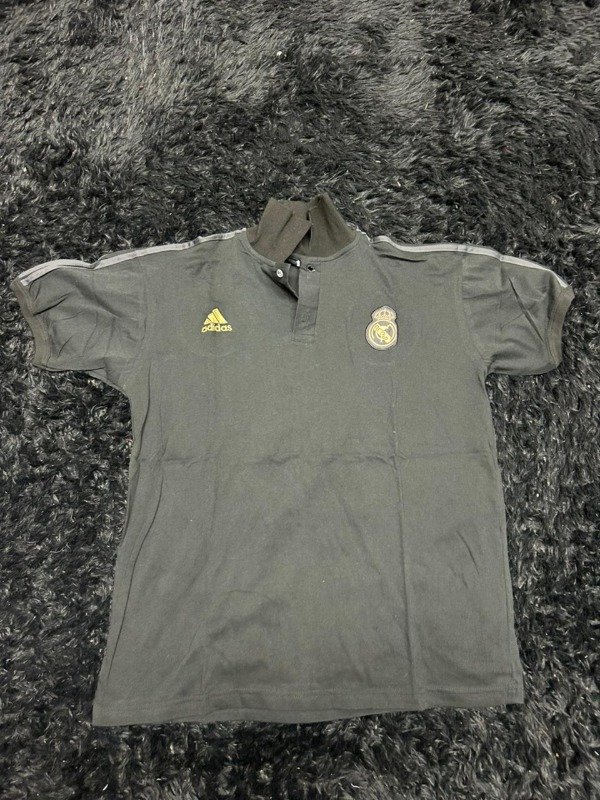 CHOMBA NEGRA REAL MADRID
